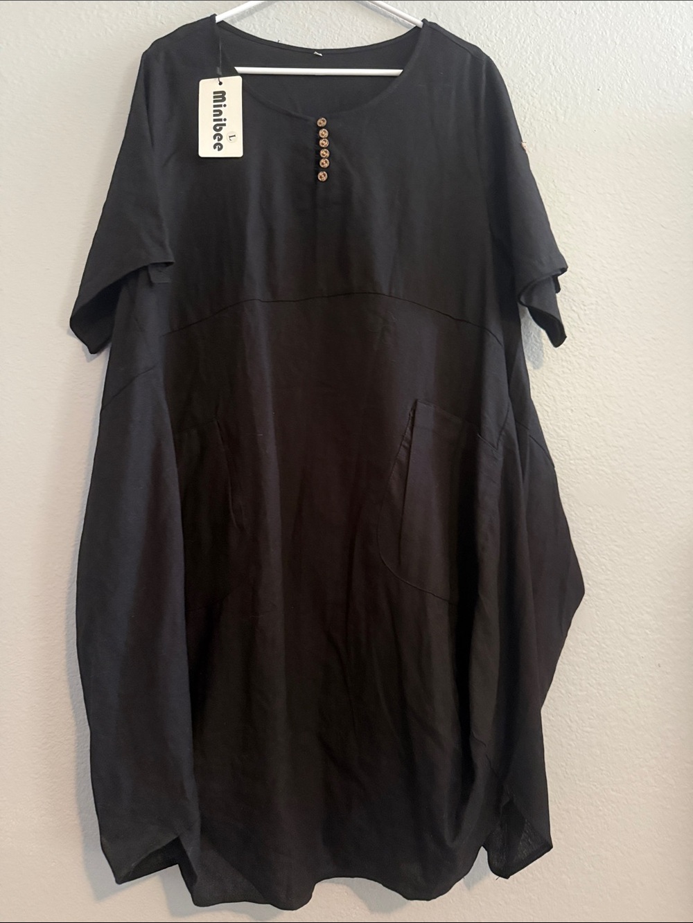 Minibee Men's Black Short Sleeve Tunic Shirt with Button Placket